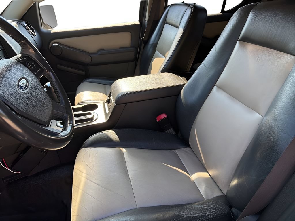 Used 2007 Ford Explorer Sport Trac Limited AWD/4WD image 9