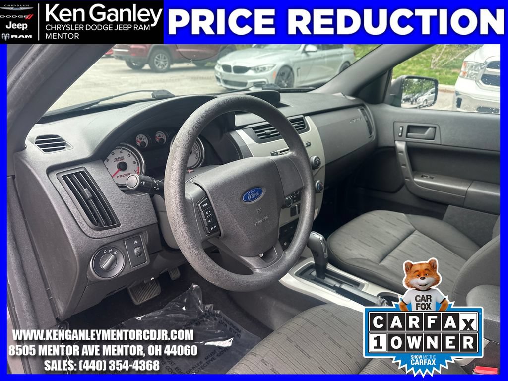 Used 2010 Ford Focus SE FWD image 18