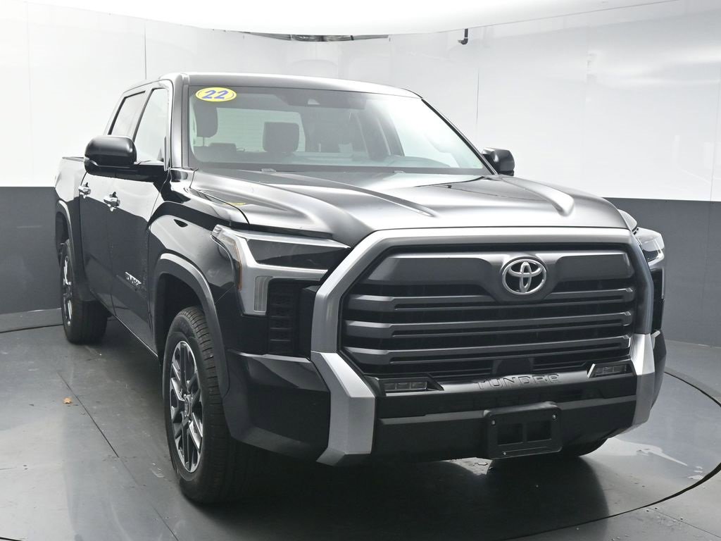 Used 2022 Toyota Tundra Limited image 2