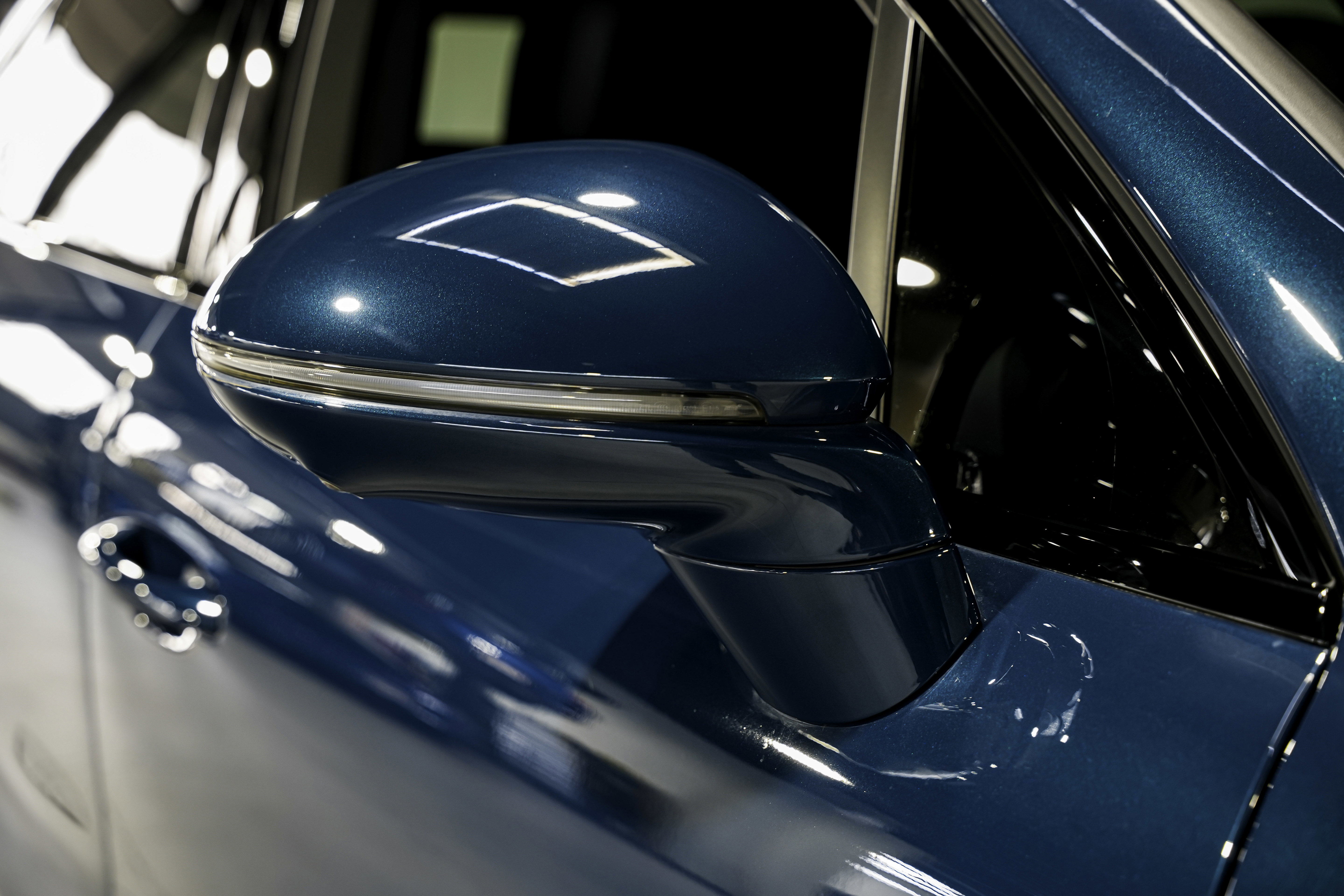 Used 2024 Porsche Cayenne Coupe image 46