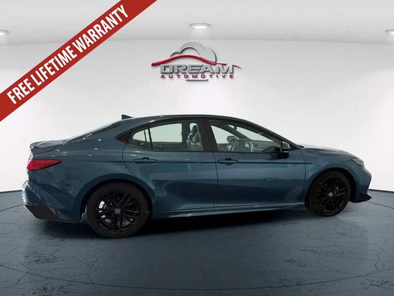 Used 2025 Toyota Camry SE FWD image 21
