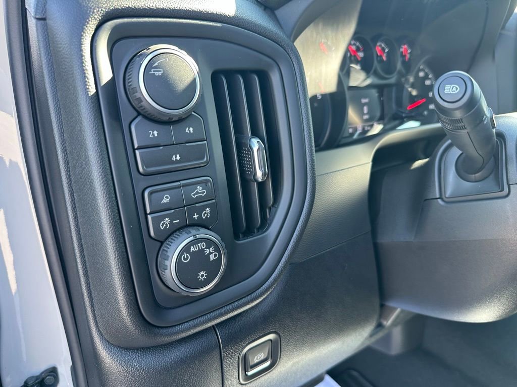 New 2026 Chevrolet Silverado 2500 Custom w/ Custom Value Package image 32