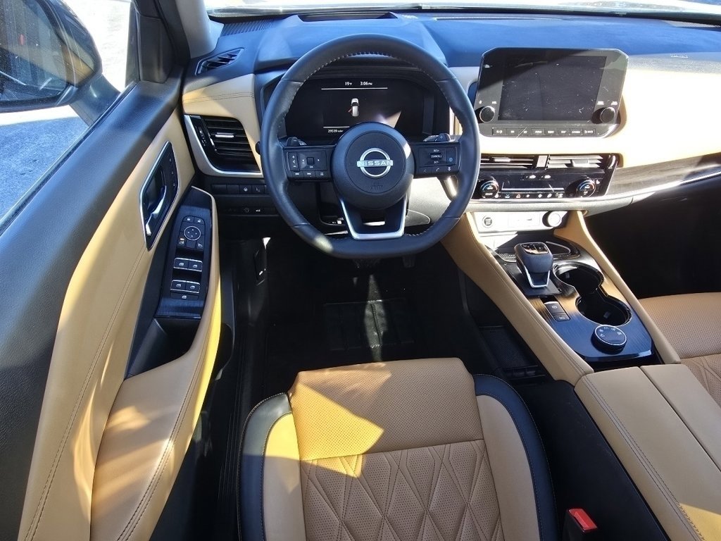 Certified 2023 Nissan Rogue Platinum w/ Platinum Premium Package image 23