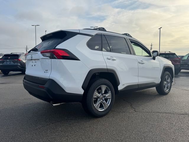 New 2025 Toyota RAV4 LE image 8