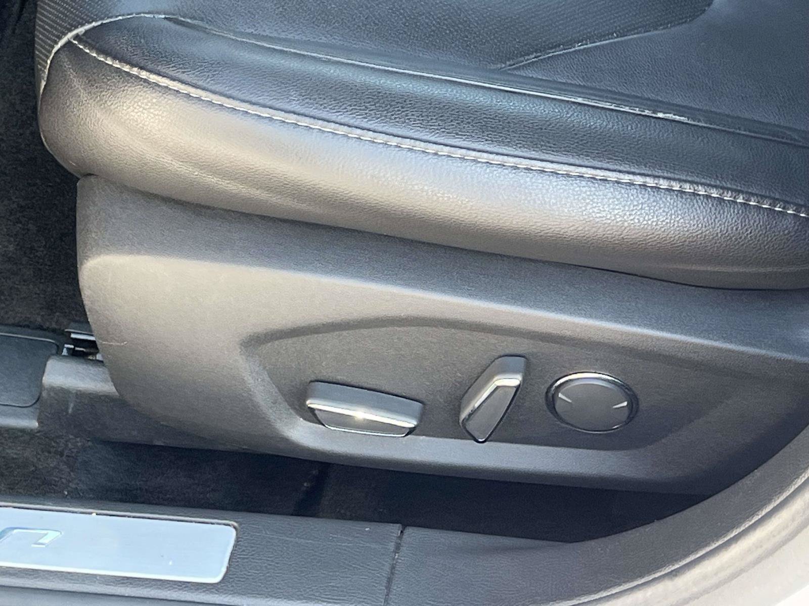 Used 2014 Ford Fusion Titanium FWD image 14