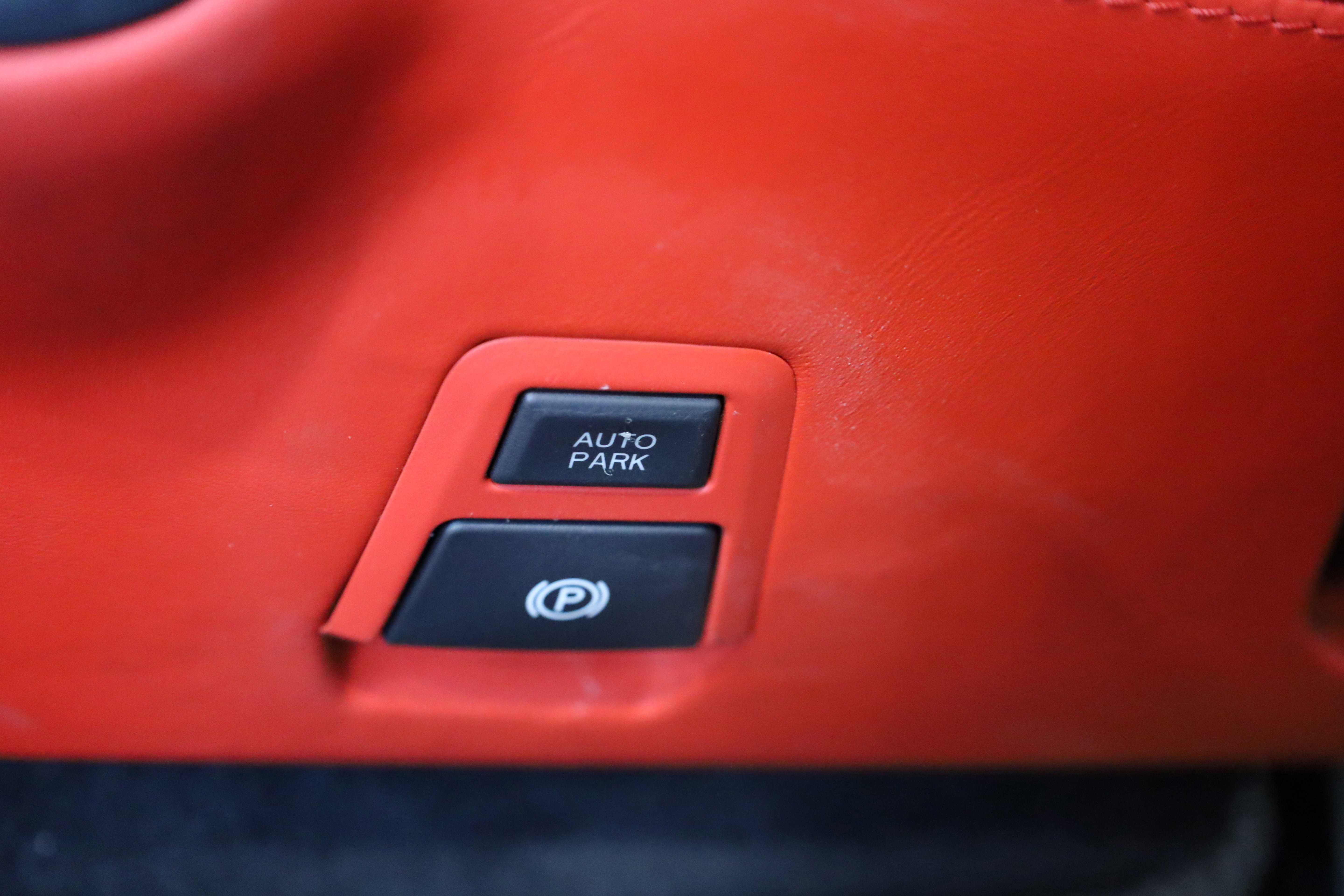 Used 2016 Ferrari 488 GTB image 21