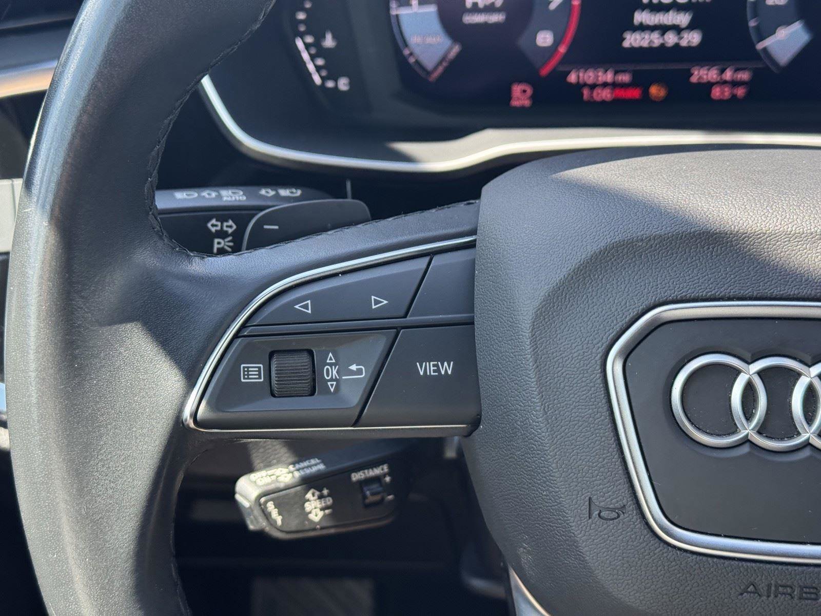 Used 2024 Audi Q3 2.0T Premium image 14