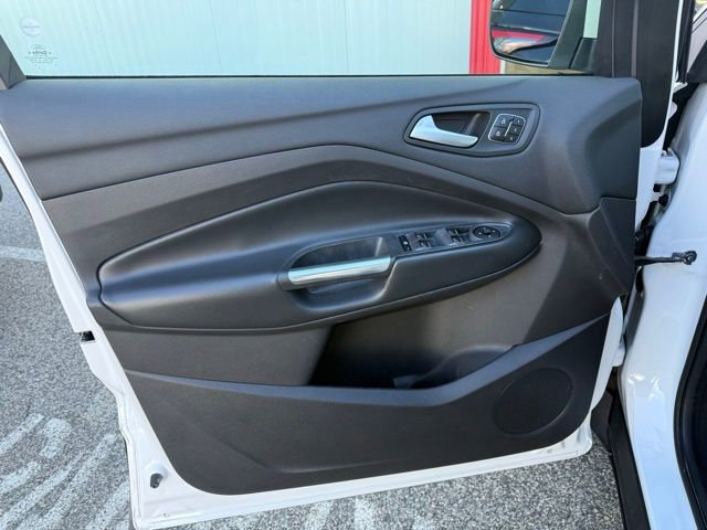 Used 2018 Ford Escape Titanium w/ Ford Safe & Smart Package image 16