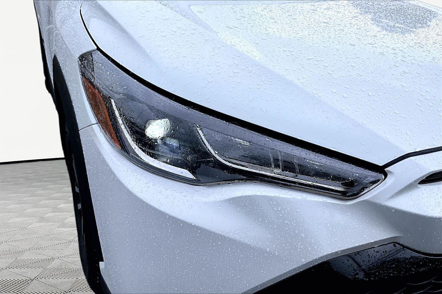 Certified 2024 Toyota Corolla Cross AWD Hybrid image 28