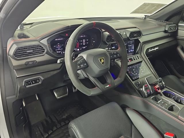Used 2024 Lamborghini Urus Performante image 4