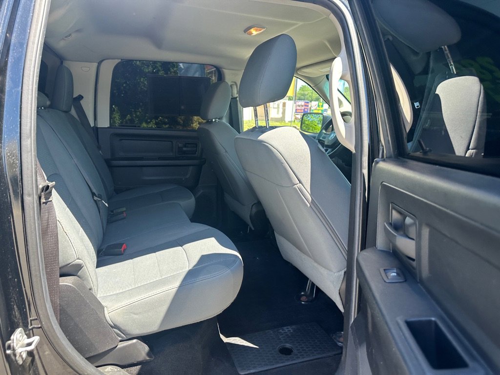 Used 2014 RAM 1500 Express image 19