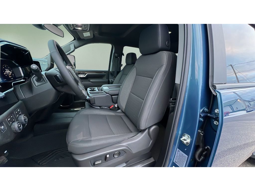 New 2026 Chevrolet Silverado 3500 LT w/ Trail Boss Package image 24