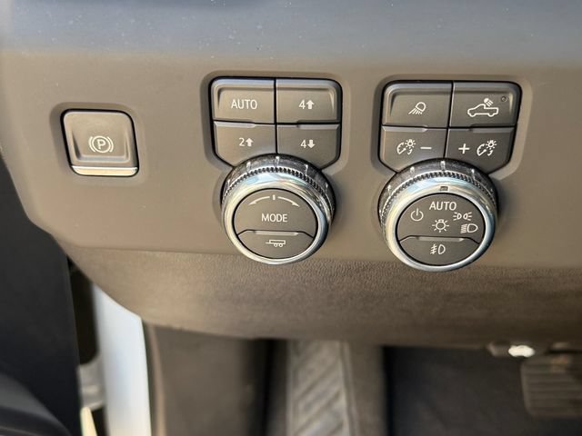 Certified 2025 GMC Sierra 2500 Denali w/ Denali Reserve Package AWD/4WD image 29