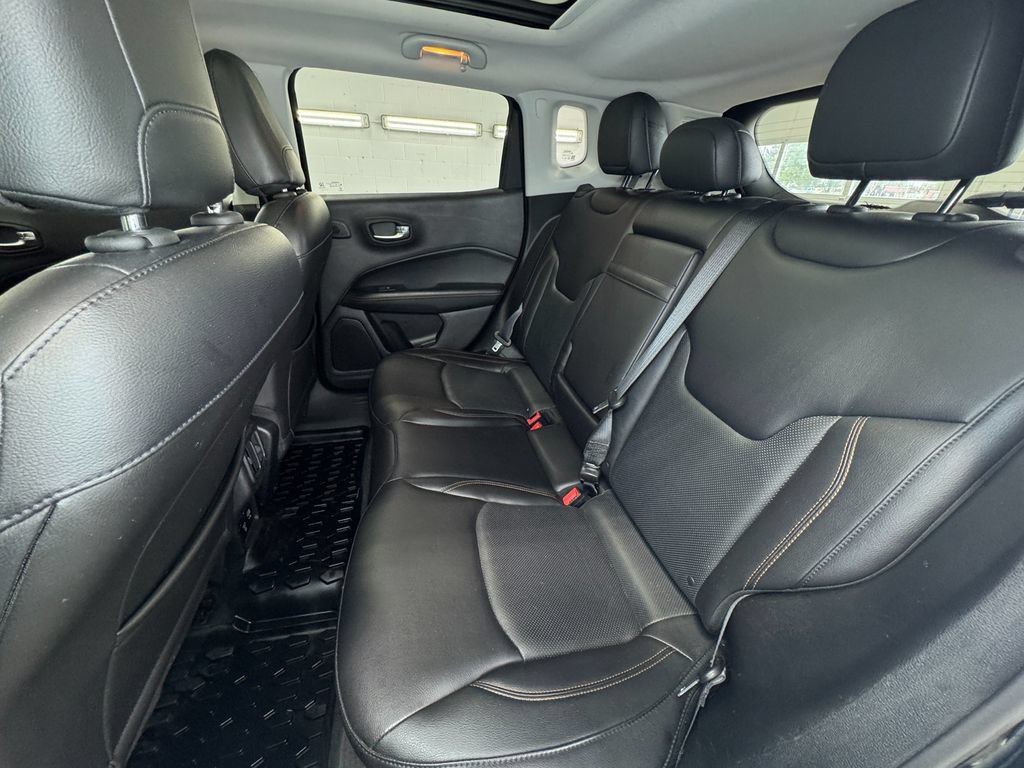 Used 2017 Jeep Compass Limited AWD/4WD image 21