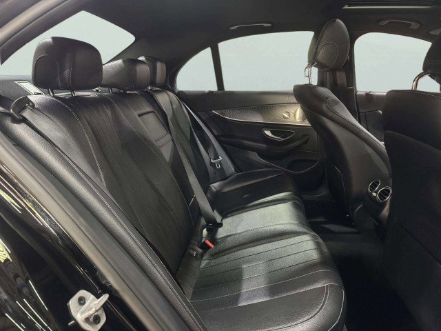 Used 2021 Mercedes-Benz E 350 4MATIC Sedan image 37