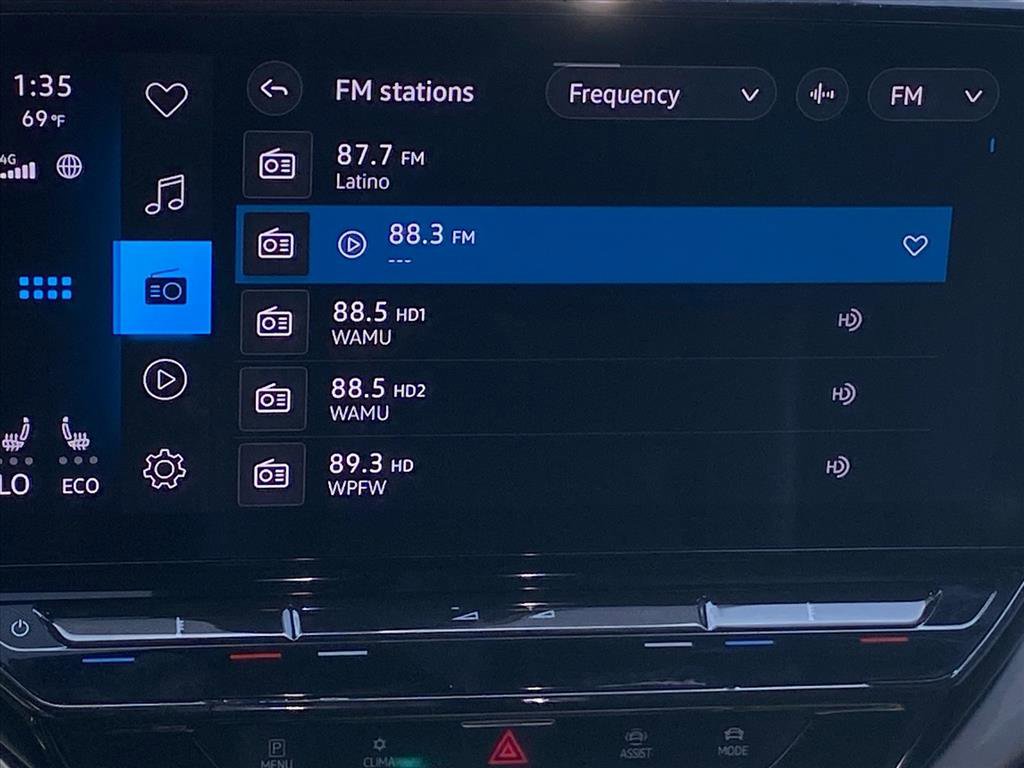 Certified 2024 Volkswagen ID.4 S image 9