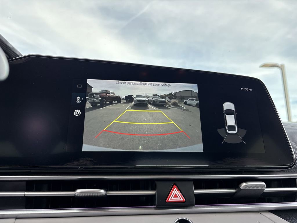 Used 2023 Hyundai Elantra Limited image 15