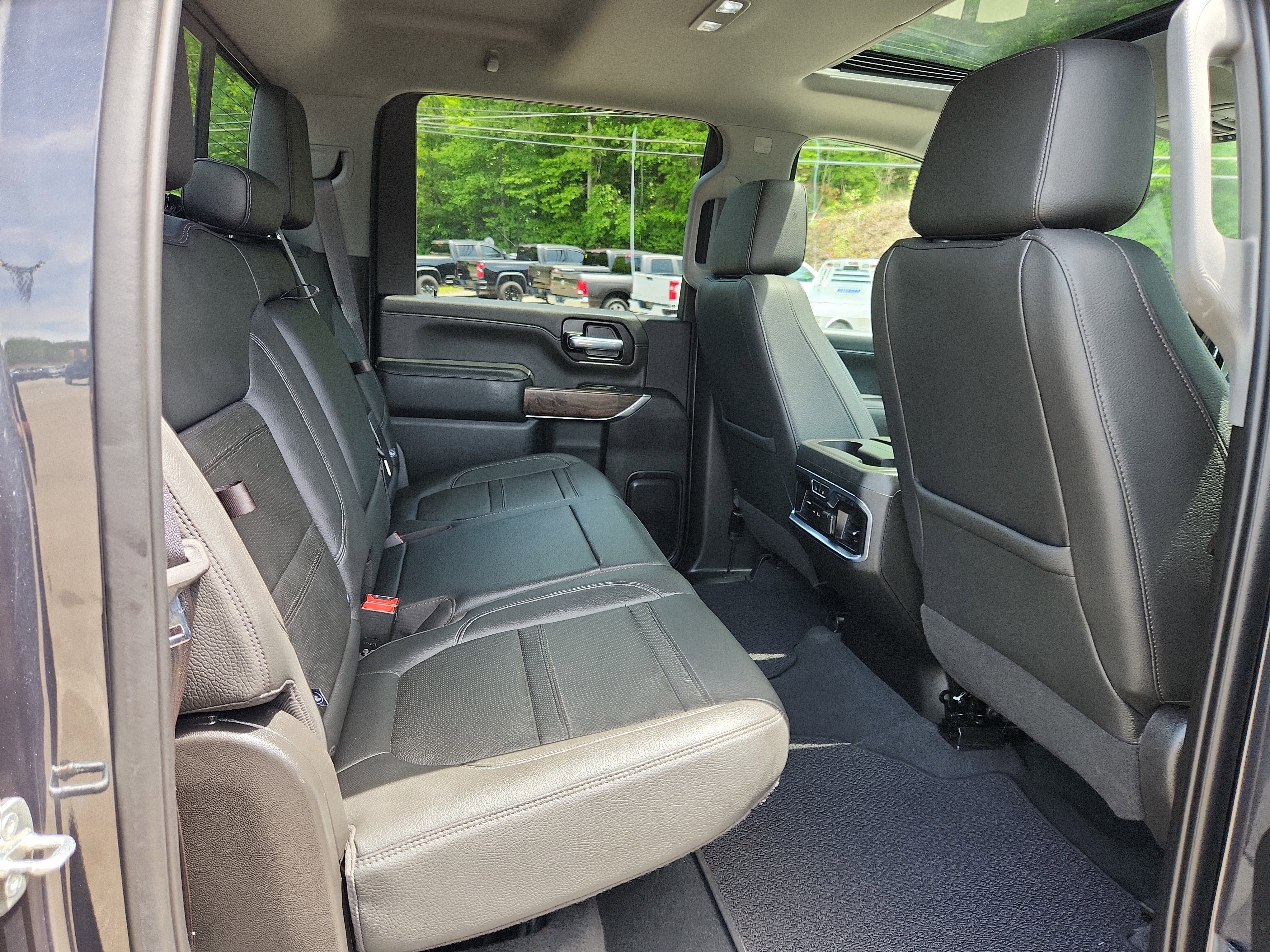 Used 2021 GMC Sierra 2500 Denali w/ Denali Ultimate Package AWD/4WD image 40