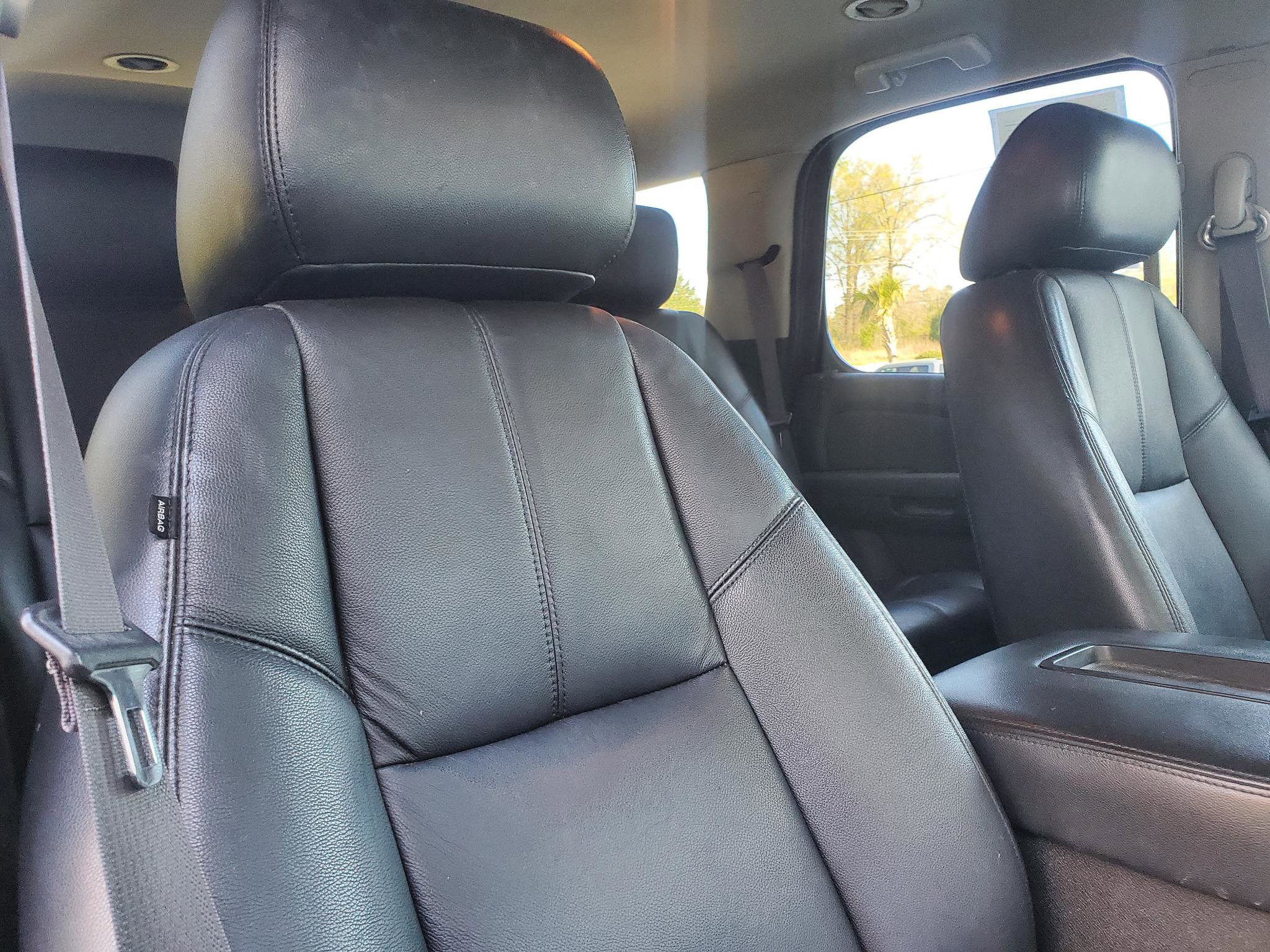 Used 2013 GMC Yukon SLT image 17