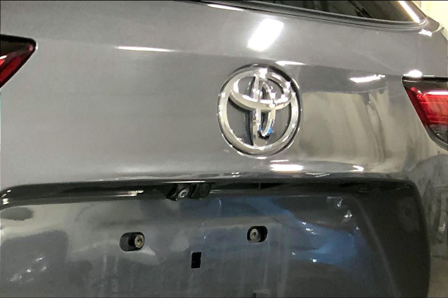 Used 2023 Toyota Highlander Platinum AWD/4WD image 31
