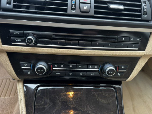 Used 2015 BMW 535i xDrive Sedan AWD/4WD image 33