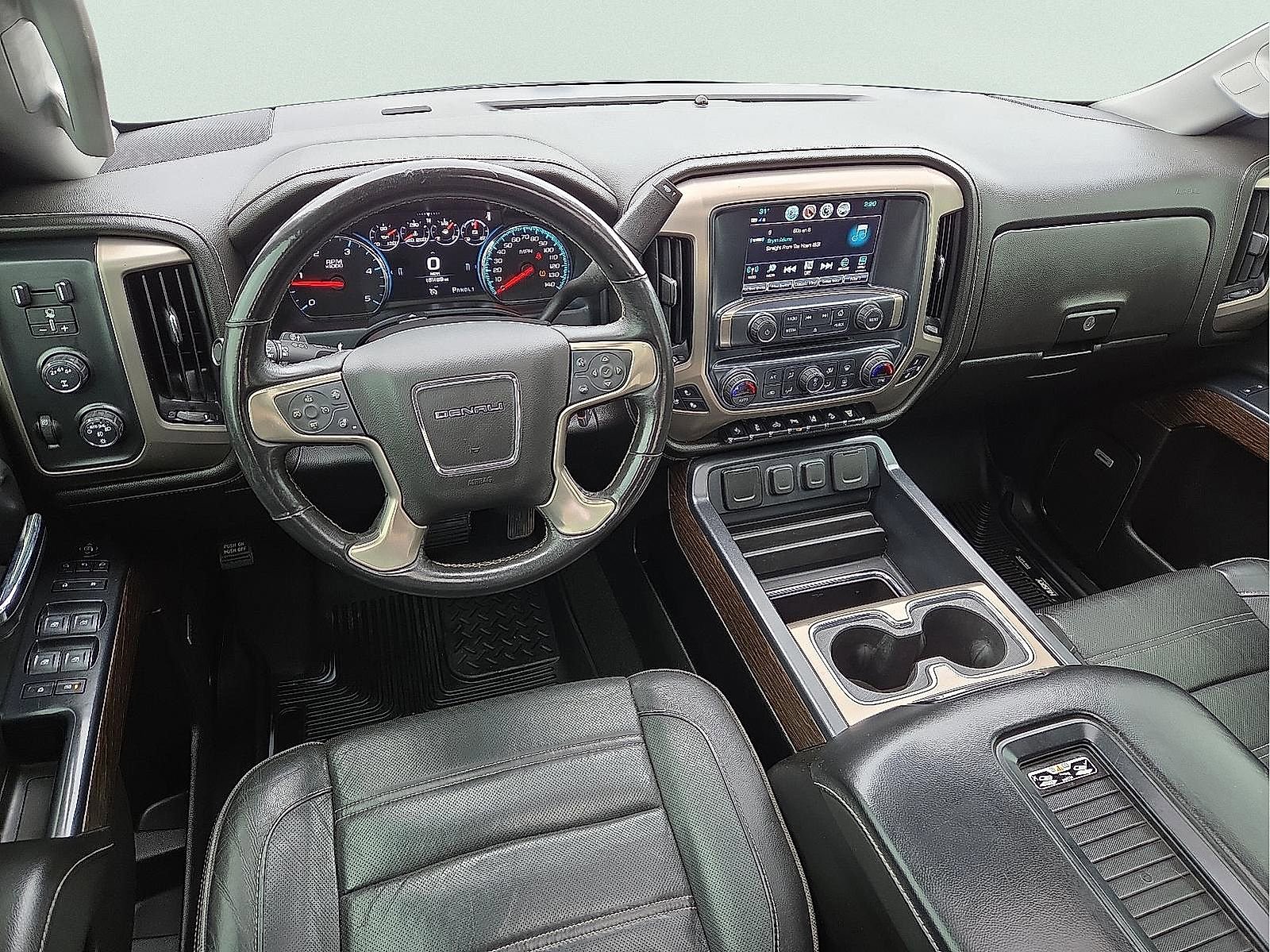 Used 2018 GMC Sierra 2500 Denali w/ Duramax Plus Package image 11