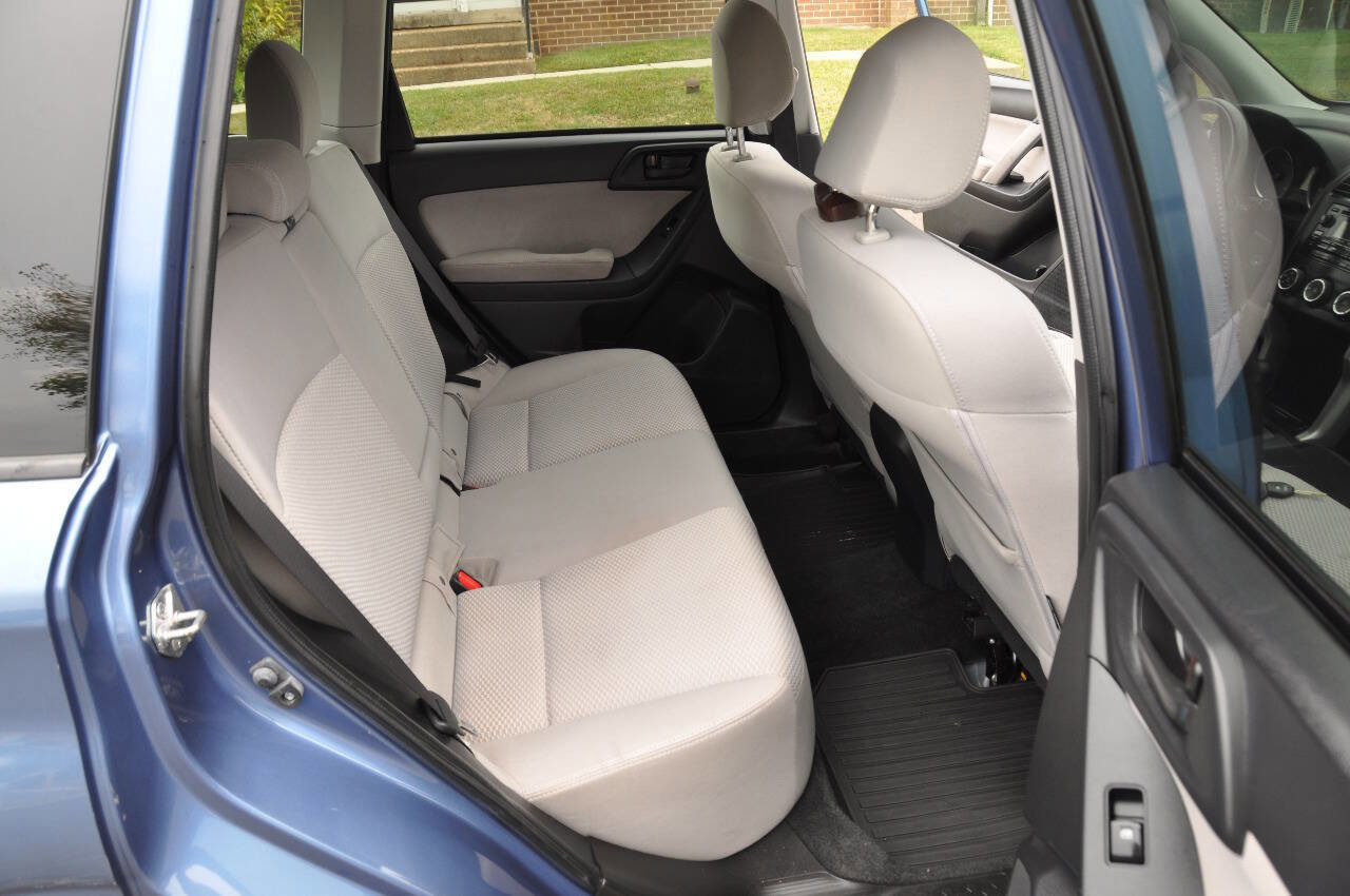 Used 2015 Subaru Forester 2.5i Premium w/ All-Weather Package image 22
