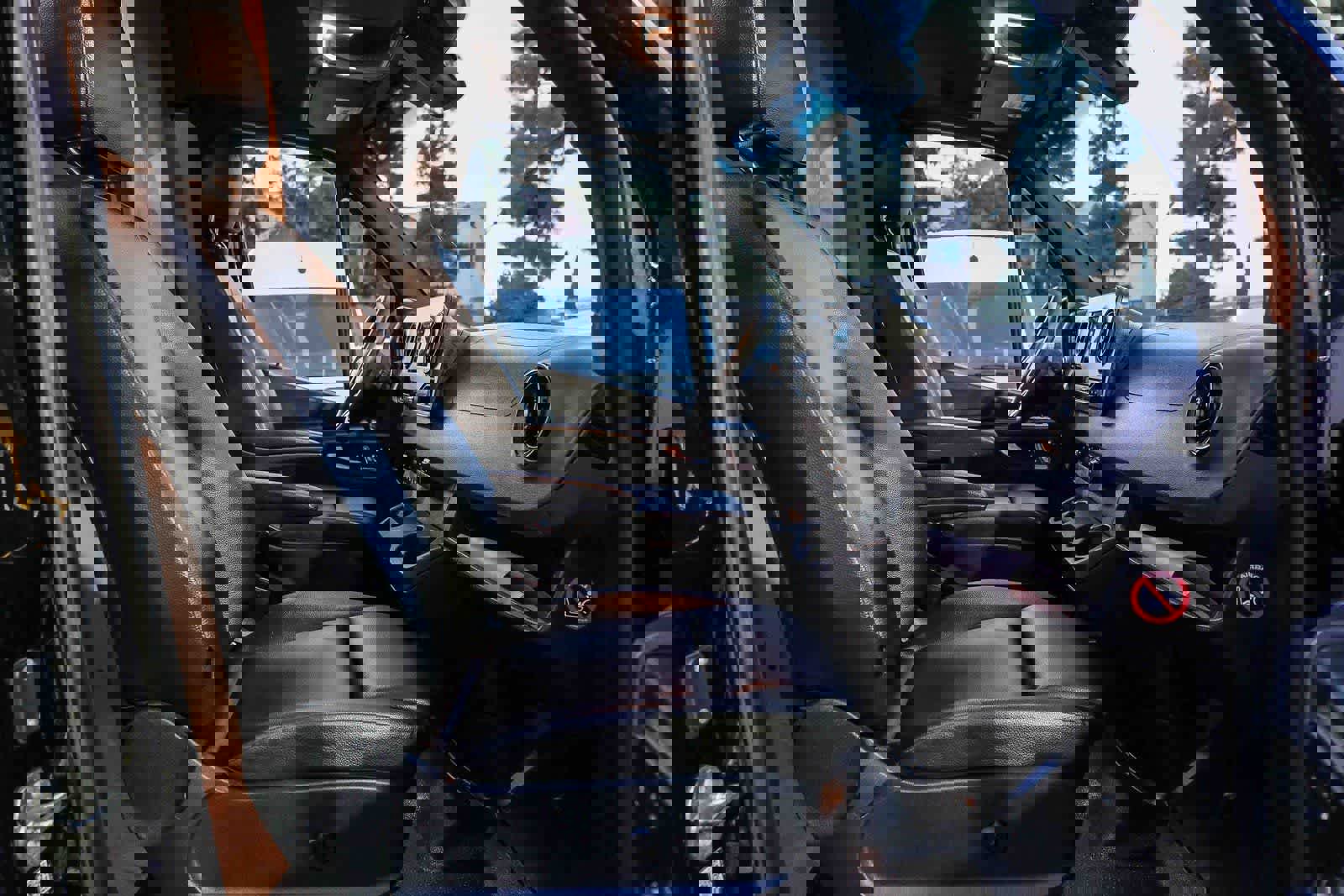 Used 2021 Mercedes-Benz Sprinter 2500 w/ Comfort Plus Package image 18