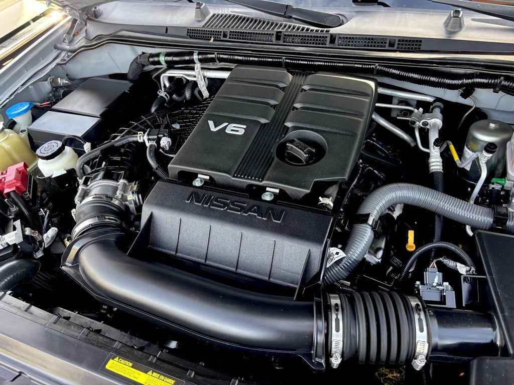 Used 2020 Nissan Frontier SV image 26