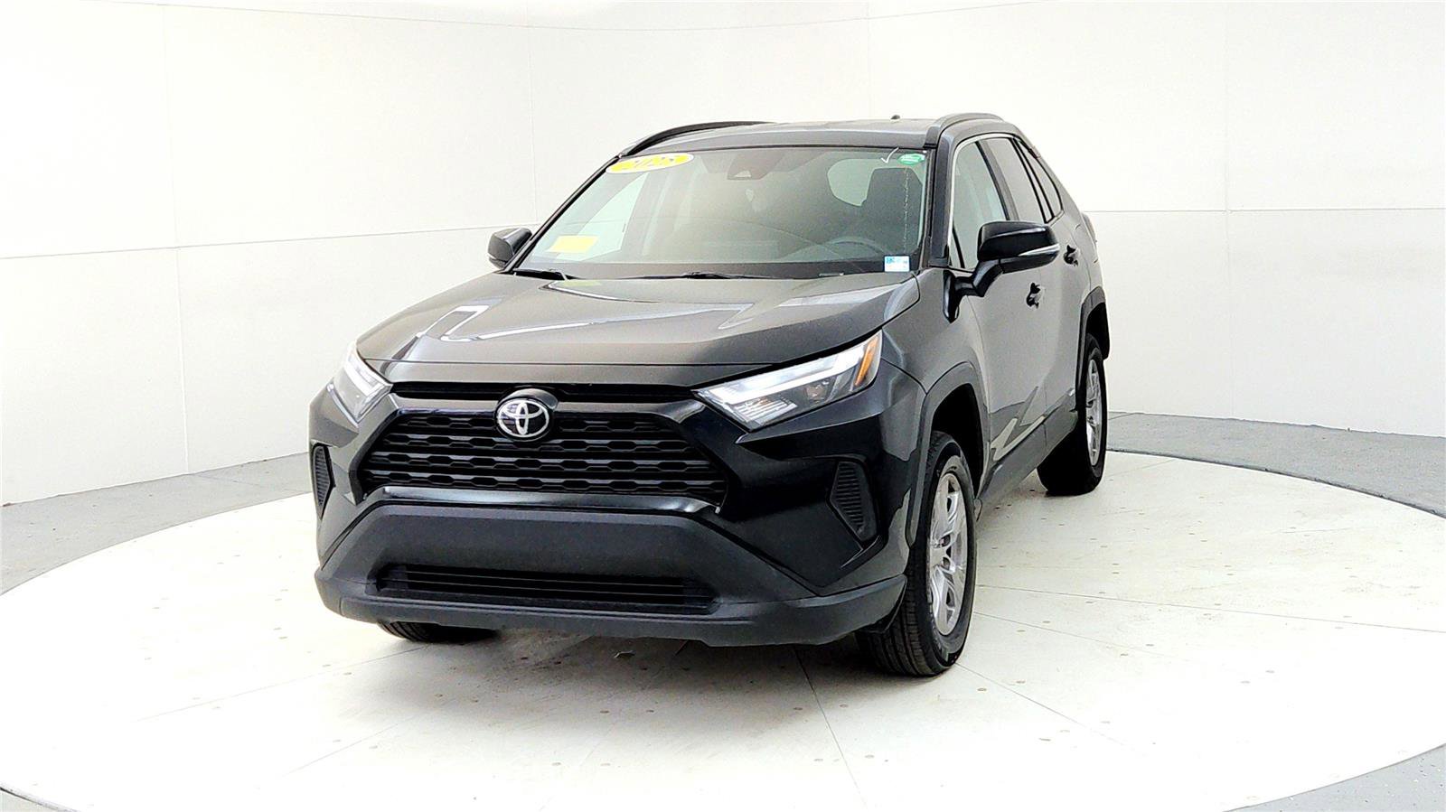Certified 2025 Toyota RAV4 XLE image 2