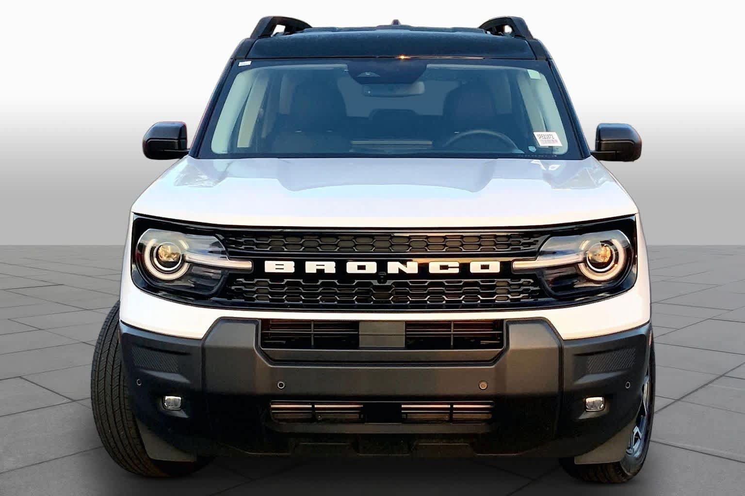 Used 2025 Ford Bronco Sport Outer Banks w/ Outer Banks Tech Package+ AWD/4WD image 4