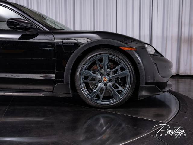 Used 2023 Porsche Taycan Cross Turismo AWD/4WD image 16