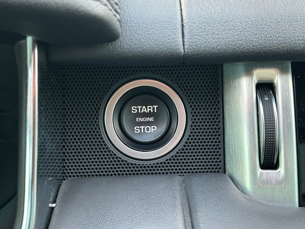 Used 2022 Land Rover Range Rover P525 Westminster Edition AWD/4WD image 39