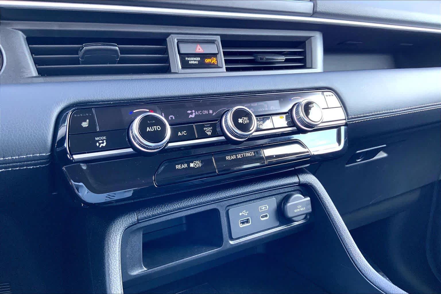 Used 2025 Honda Pilot EX-L image 34