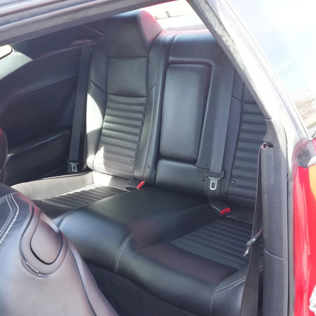 Used 2013 Dodge Challenger SXT Plus image 6