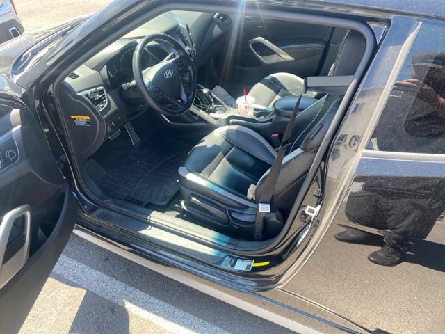 Used 2013 Hyundai Veloster Turbo FWD image 9