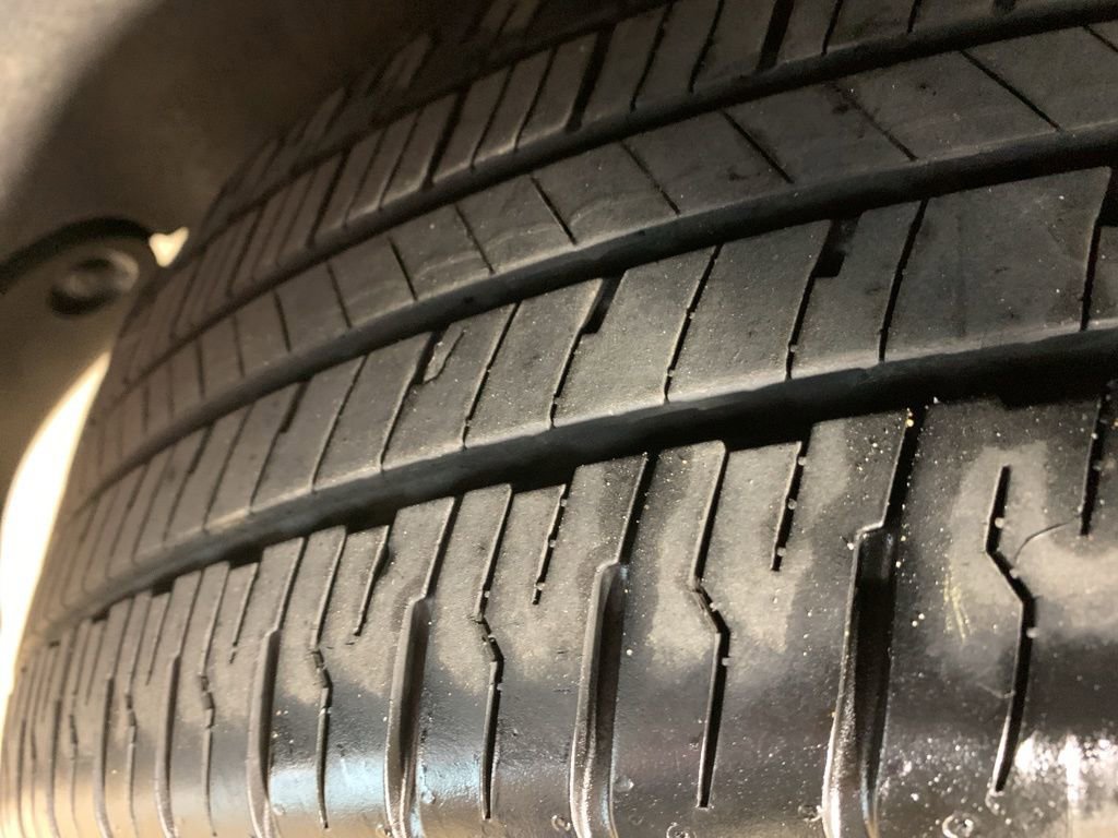 Used 2024 Toyota RAV4 LE image 39