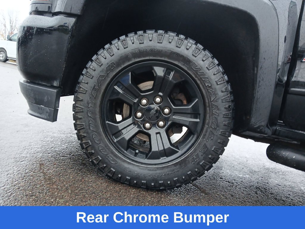 Used 2018 Chevrolet Silverado 1500 LT w/ Midnight Edition AWD/4WD image 27