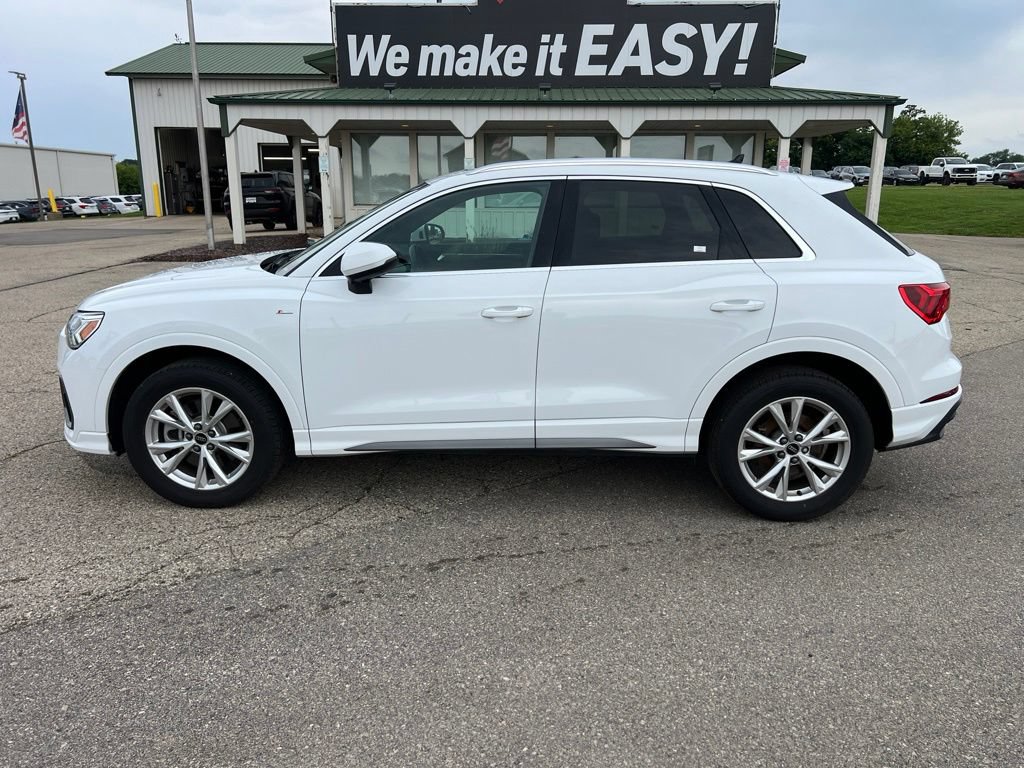 Used 2025 Audi Q3 2.0T Premium AWD/4WD image 4