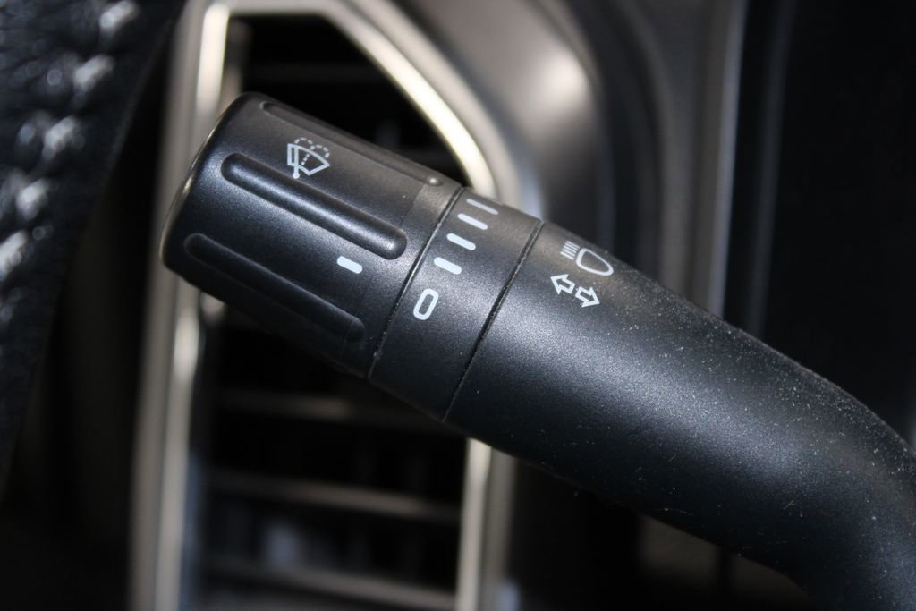 Used 2015 Ford F150 XLT w/ Equipment Group 302A Luxury image 27