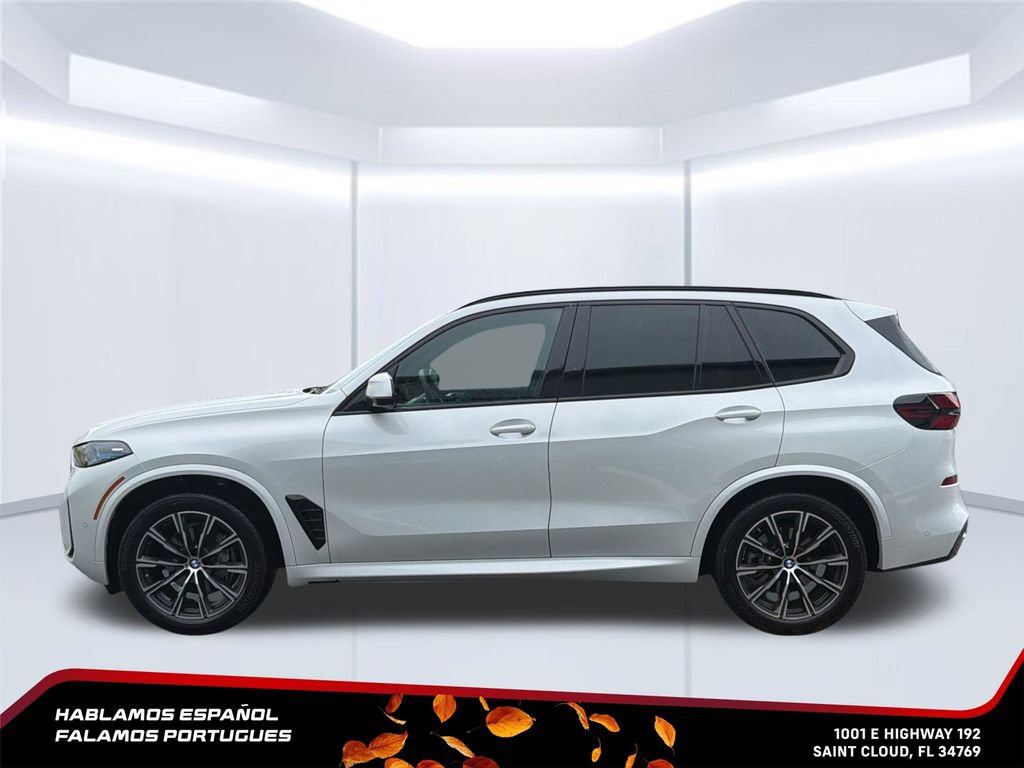 Used 2024 BMW X5 xDrive40i w/ M Sport Package AWD/4WD image 3