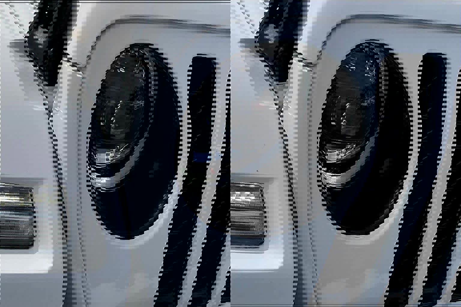 Used 2023 Jeep Wrangler Unlimited Sahara image 26