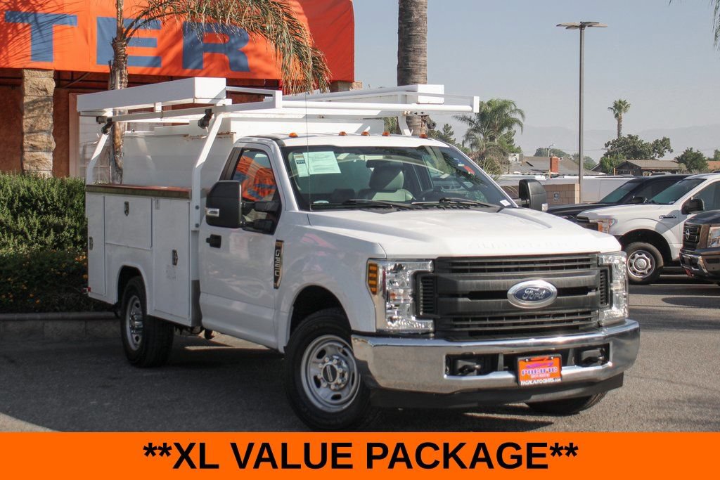 Used 2018 Ford F350 XL w/ Power Equipment Group RWD image 2