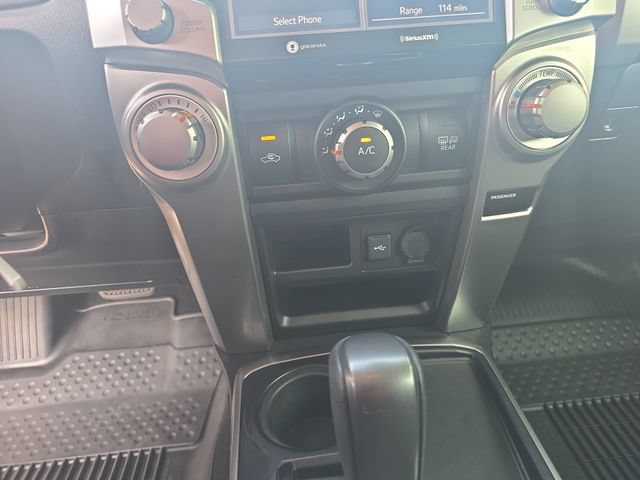 Used 2020 Toyota 4Runner SR5 RWD image 23