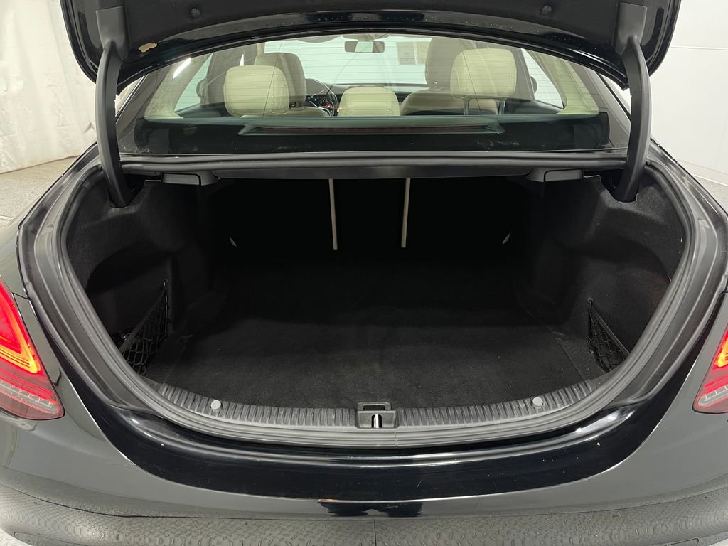 Used 2019 Mercedes-Benz C 300 4MATIC Sedan image 24