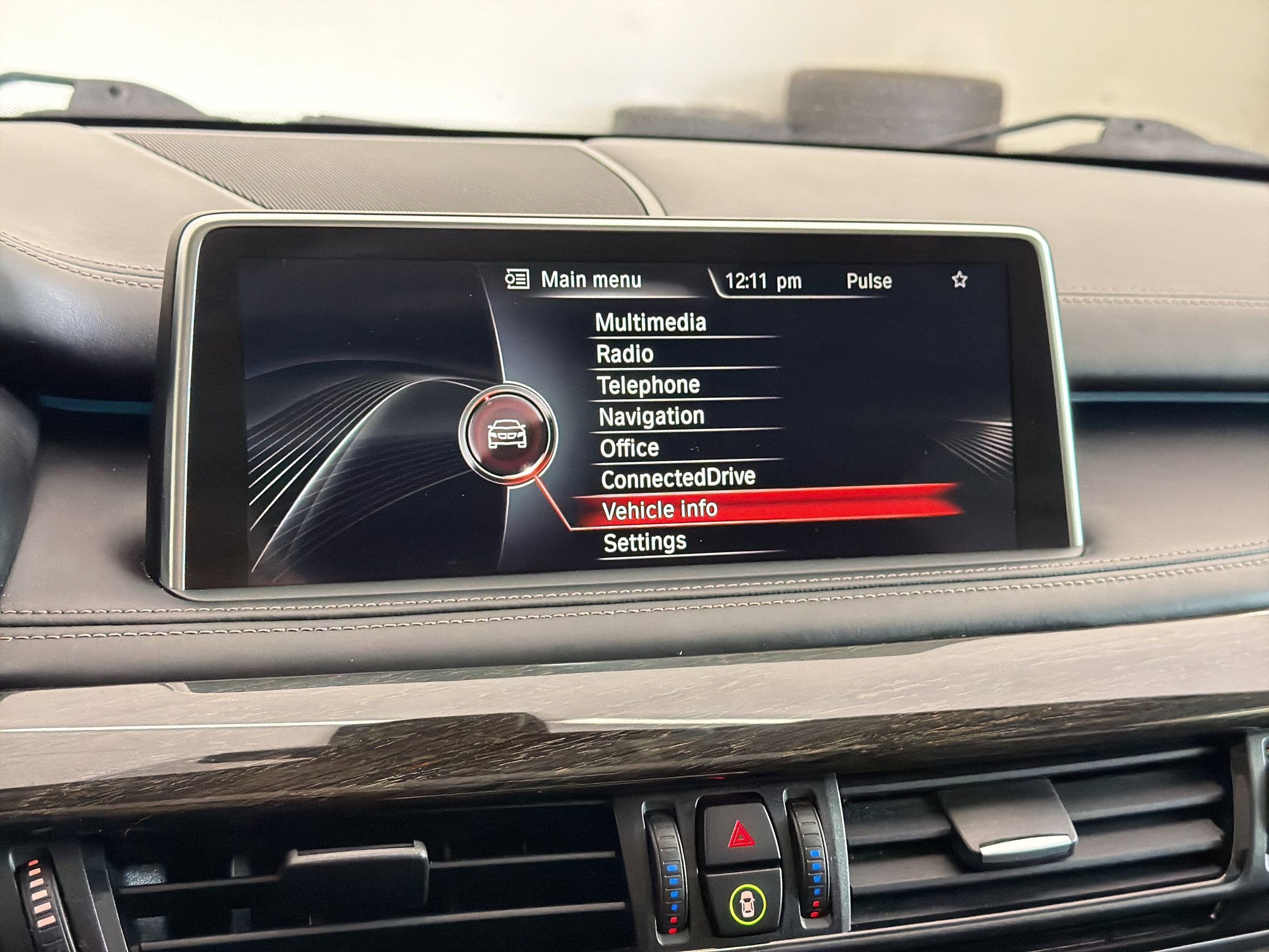 Used 2016 BMW X5 xDrive50i image 23