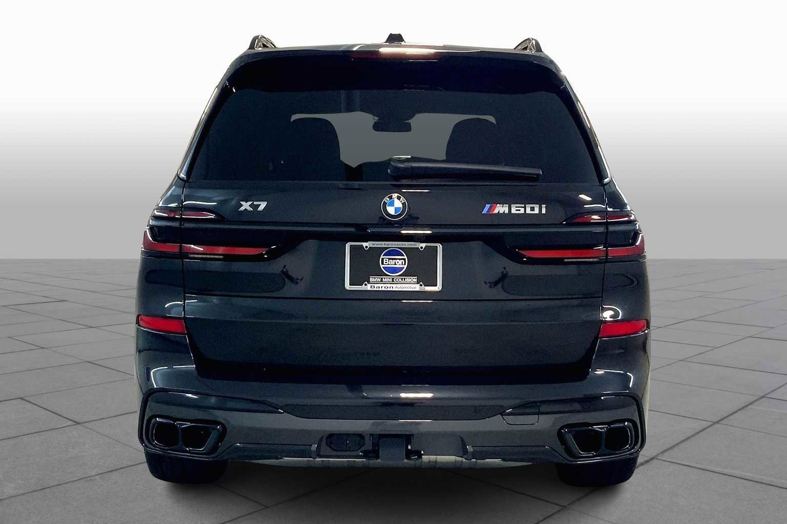 New 2026 BMW X7 M60i image 4