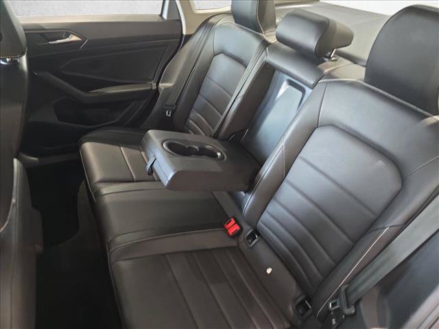 Used 2024 Volkswagen Jetta SE FWD image 14