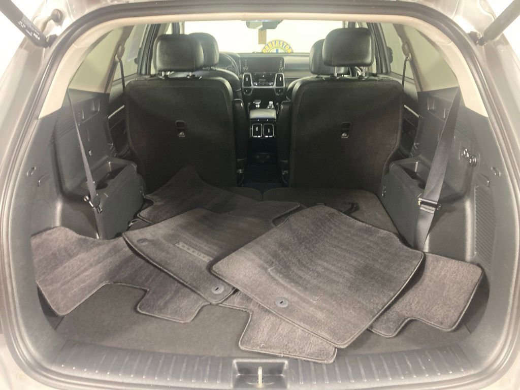 Certified 2022 Kia Sorento SX image 23