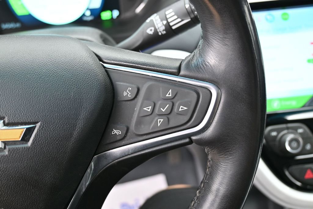 Used 2018 Chevrolet Bolt Premier w/ Driver Confidence II Package image 17